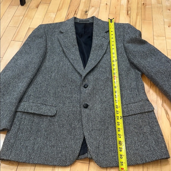 Harris Tweed Herringbone Wool Gray Men's Blazer - Picture 6 of 12